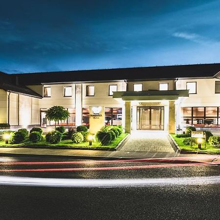 Hotel Amazonka Conference And Spa Ciechocinek Ngoại thất bức ảnh
