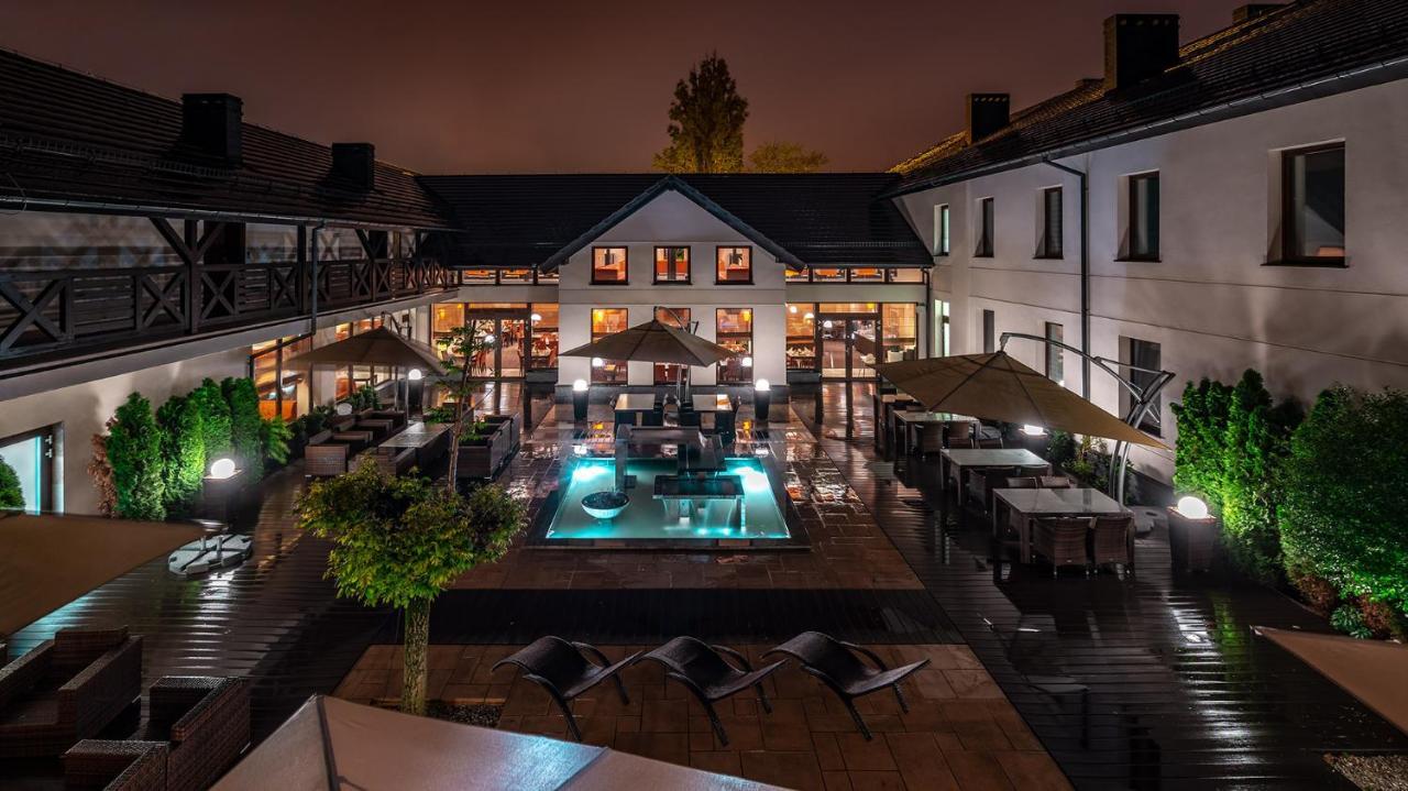 Hotel Amazonka Conference And Spa Ciechocinek Ngoại thất bức ảnh