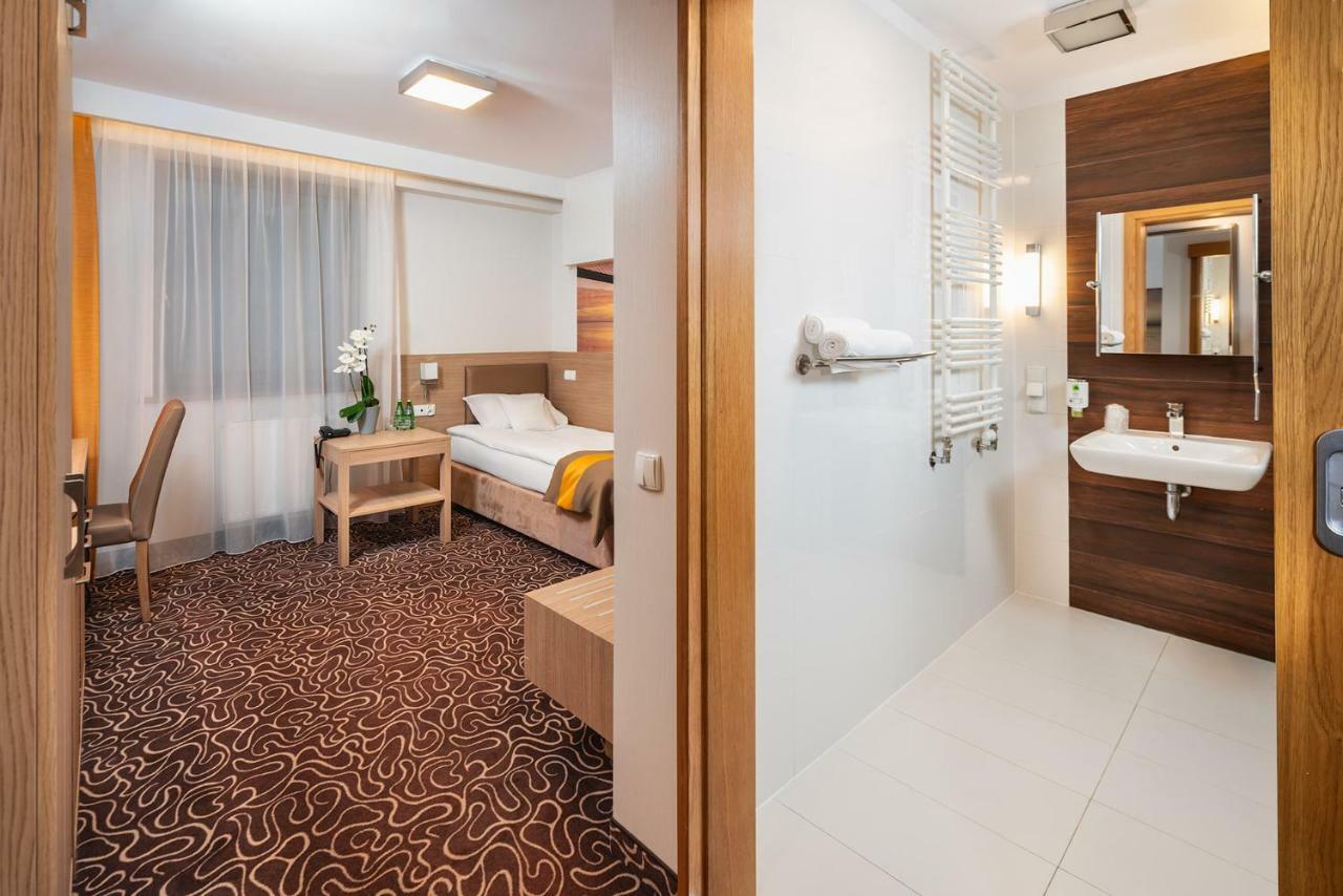 Hotel Amazonka Conference And Spa Ciechocinek Ngoại thất bức ảnh