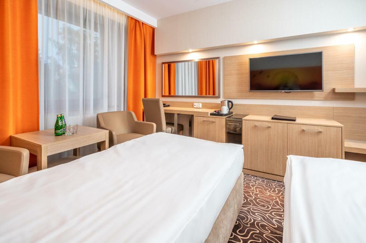 Hotel Amazonka Conference And Spa Ciechocinek Ngoại thất bức ảnh